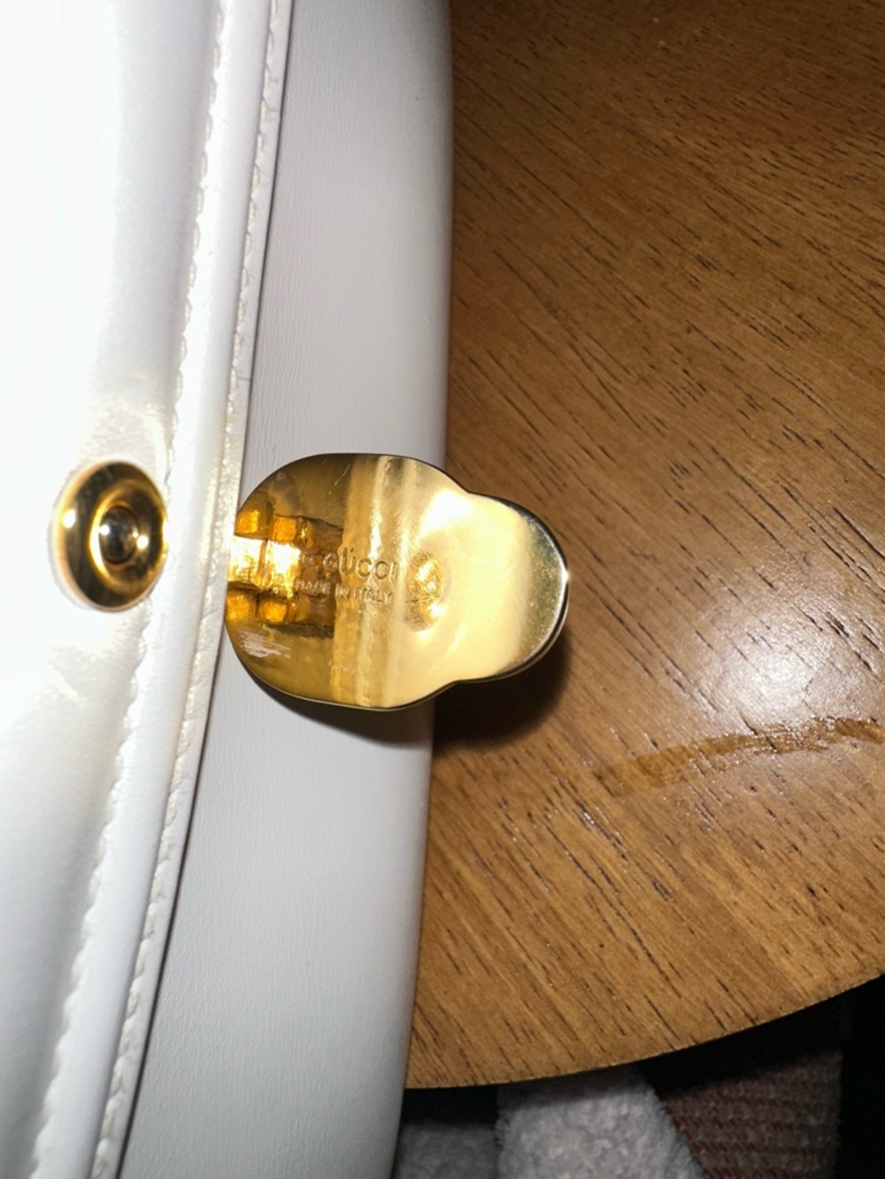 Vintage Gucci Kelly-like White Calfskin Leather Handbag with Suede Interior - Picture 15 of 16